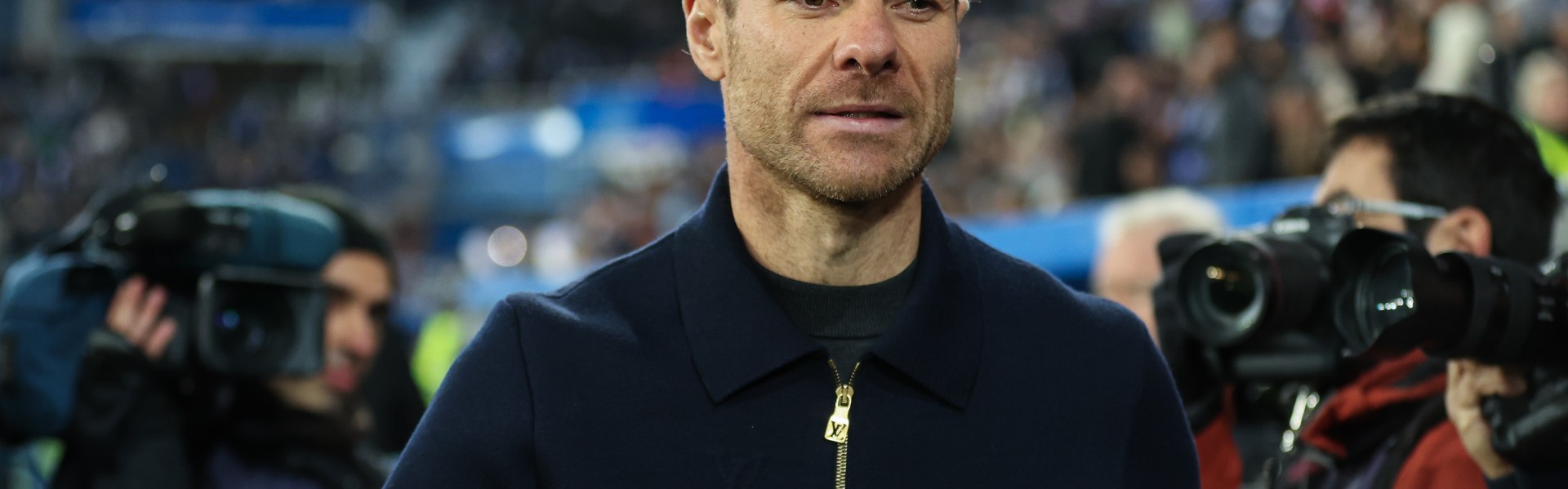 官方网站-阿斯：根据西甲规定，哈维·阿隆索本赛季不能执教其他西班牙球队